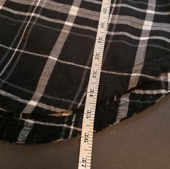 NWOT | MERONA BLACK & WHITE BOTTOM PLAID SHIRT SIZE MEDIUM - Picture 8 of 11